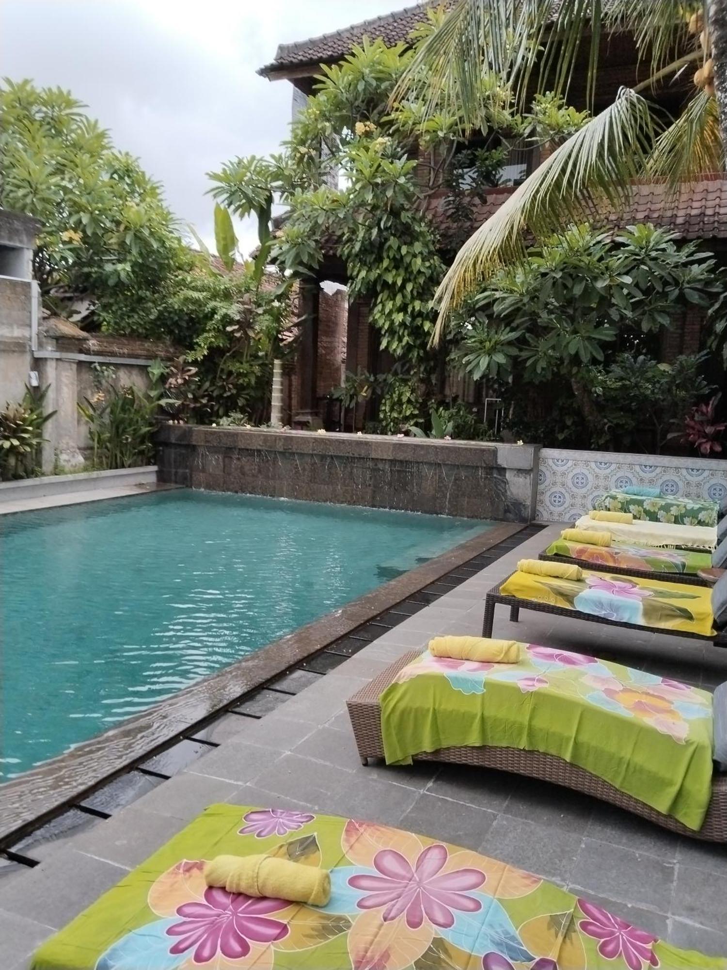 Dewa Bungalows Ubud  Ruang foto