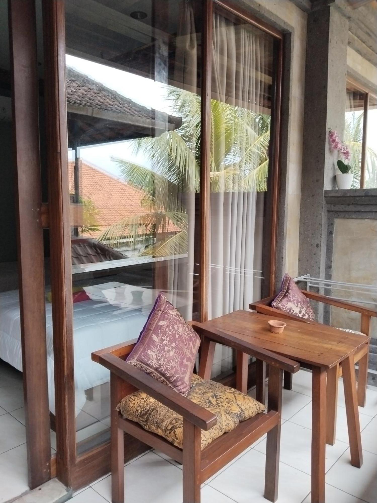 Dewa Bungalows Ubud  Ruang foto